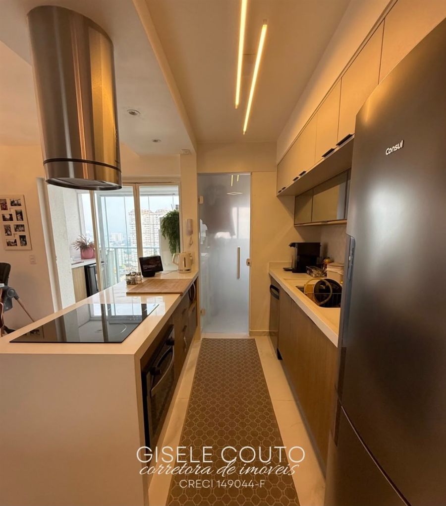 Cozinha planejada de apartamento apresentado pela Gisele